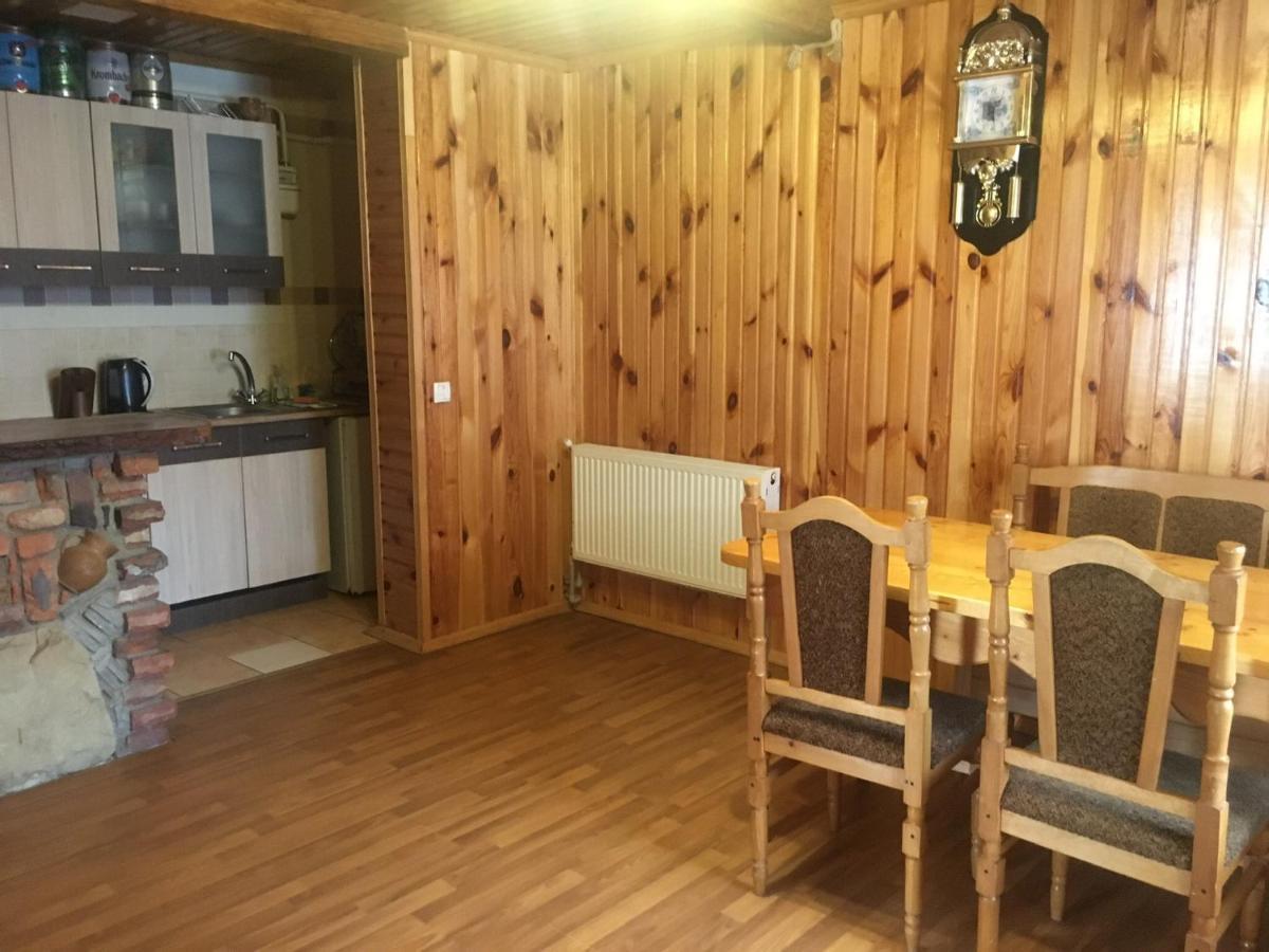 Guest House Zatishniy Dvir Jaremcze Zewnętrze zdjęcie